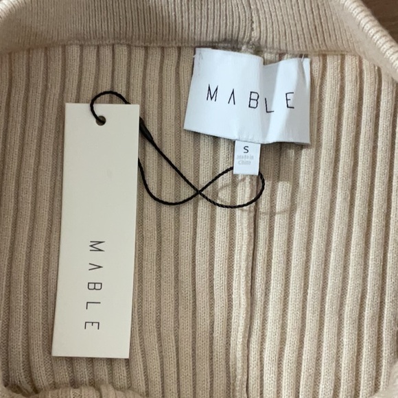 NWT MABLE Sweater Mini Skirt. NEW. - Picture 7 of 11